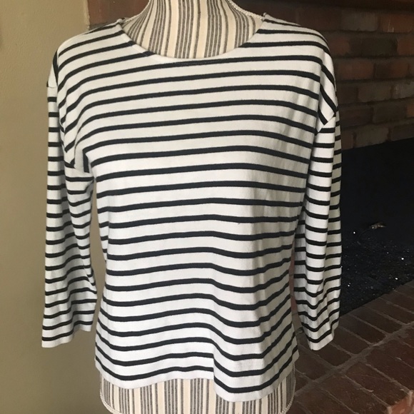 Everlane Tops - Everlane Black & White Striped Cropped Top Sz S
